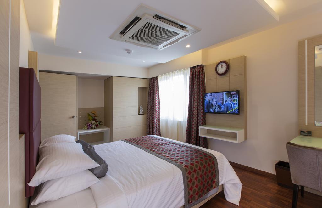 The President Hotel Hubli Exterior photo
